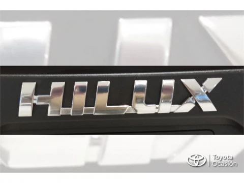 Toyota Hilux Cabina Doble Invincible Aut.