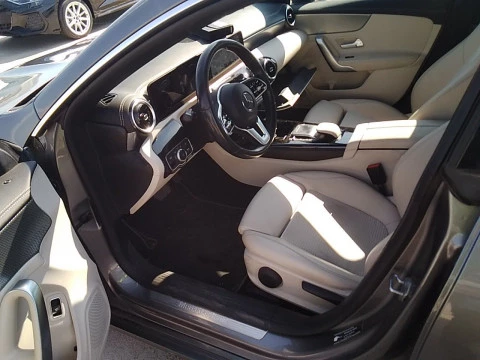 Mercedes-Benz CLA CLA 220 D DCT Shooting Brake