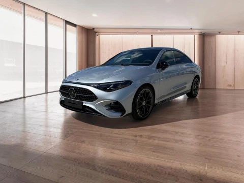 Mercedes-Benz CLA  180 con tecnologia hibrida