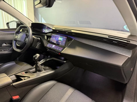 Peugeot 308 5P Allure BlueHDi 130 S&S MAN