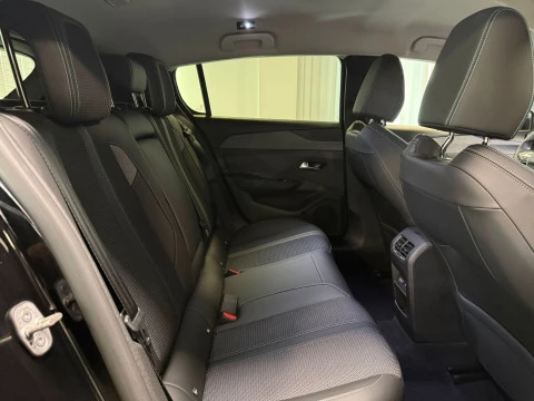 Peugeot 308 5P Allure BlueHDi 130 S&S MAN