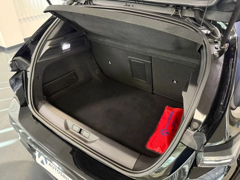 Peugeot 308 5P Allure BlueHDi 130 S&S MAN