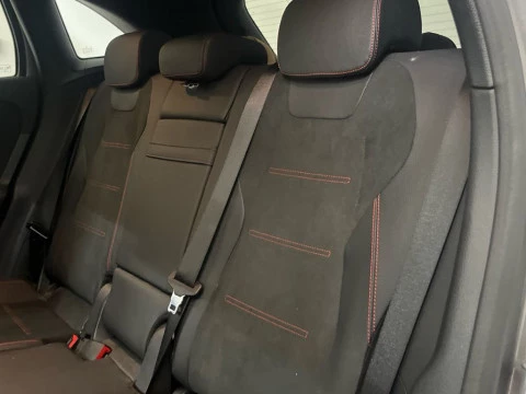 Mercedes-Benz GLA 200 d