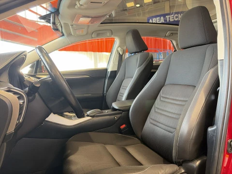 Lexus NX 2.5 300h F Sport Panoramico 4WD 145 kW (197 CV)