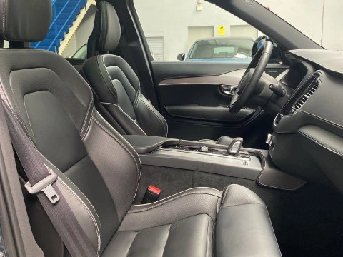 Volvo XC90 2.0 T8 RECHARGE R-DESIGN AWD AT 5P 7 Plazas