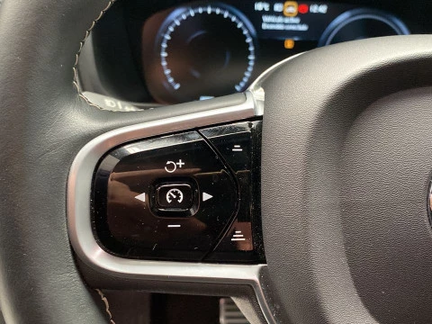 Volvo XC90 2.0 T8 RECHARGE R-DESIGN AWD AT 5P 7 Plazas