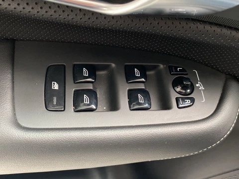 Volvo XC90 2.0 T8 RECHARGE R-DESIGN AWD AT 5P 7 Plazas