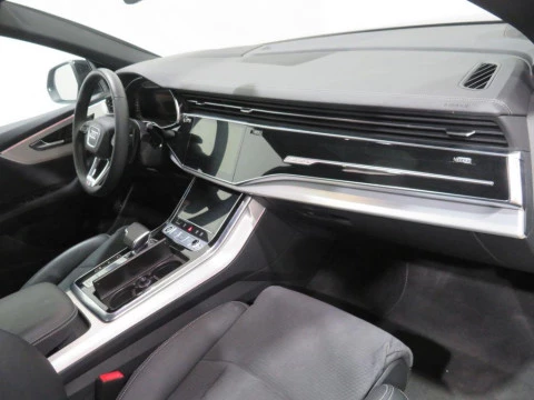 Audi Q8 Black line 55 TFSIe quattro 290 kW (394 CV) tiptronic