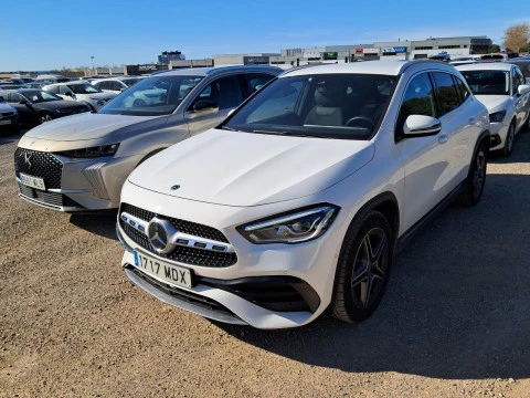Mercedes-Benz GLA GLA 200
