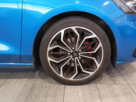 Ford Focus 1.0 Ecoboost MHEV 92kW ST-Line