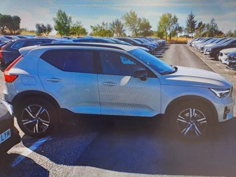Volvo XC40 2.0 B3 PLUS DARK AUTO 163 5P