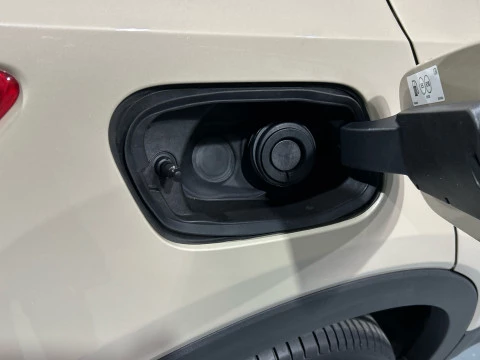 Volvo XC40 2.0 B3 PLUS DARK AUTO 163 5P