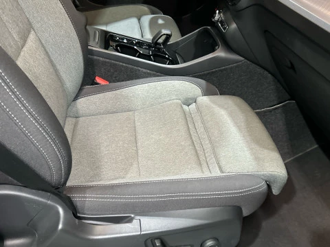 Volvo XC40 2.0 B3 PLUS DARK AUTO 163 5P