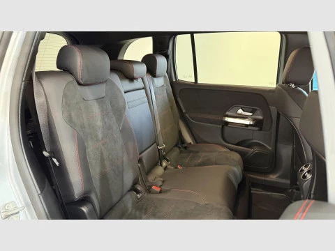 Mercedes-Benz GLB  220 d 4MATIC