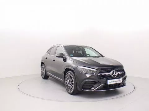 Mercedes-Benz GLA 2.0 GLA 200 D DCT 150 5P