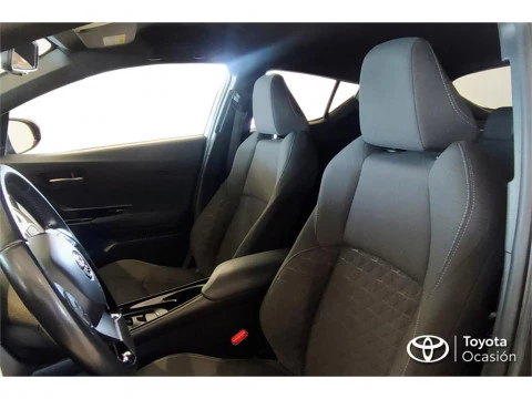 Toyota C-HR 5P Advance 125H e-CVT