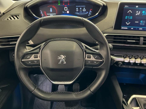 Peugeot 3008 1.2 PURETECH 96KW (130CV) ALLURE S&S