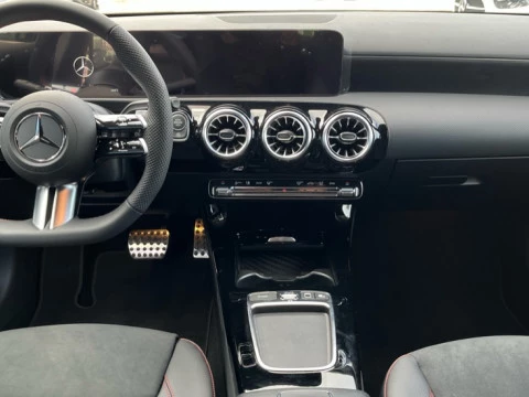 Mercedes-Benz Clase A  200 d Compacto