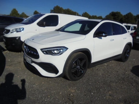 Mercedes-Benz GLA GLA 200 D