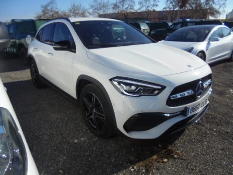 Mercedes-Benz GLA GLA 200 D
