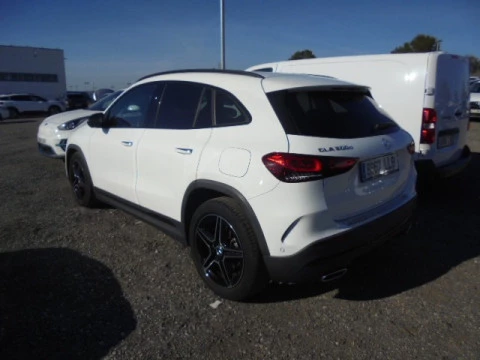 Mercedes-Benz GLA GLA 200 D
