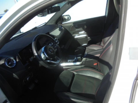Mercedes-Benz GLA GLA 200 D