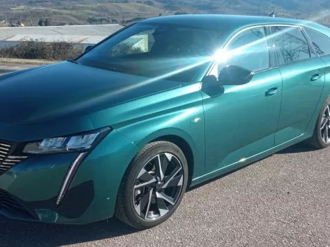 Peugeot 308 SW Allure Pack Hybrid 180 eEAT8 Peugeot 308 SW Allure Pack Hybrid 180 eEAT8