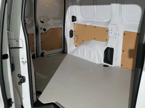 Peugeot e-Expert Furgon electrico 100kw 75kwh standar