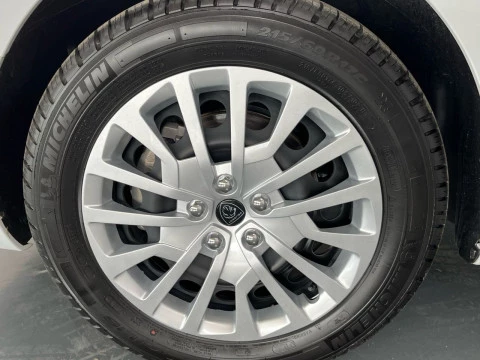 Peugeot e-Expert Furgon electrico 100kw 75kwh standar