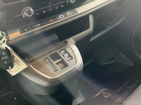 Peugeot e-Expert Furgon electrico 100kw 75kwh standar