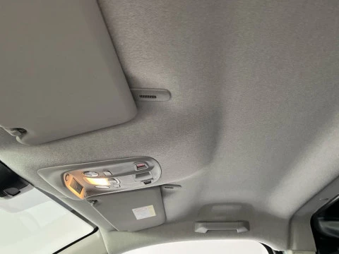 Peugeot e-Expert Furgon electrico 100kw 75kwh standar