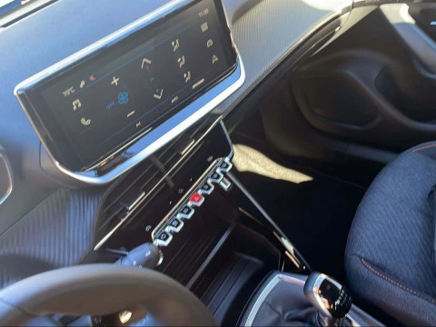 Peugeot 2008 Style Gasolina 100 S&S 6 Vel. MAN