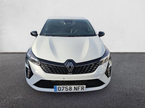 Renault Clio Techno full hybrid E-Tech 145 (103Kw)