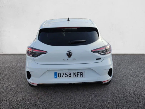 Renault Clio Techno full hybrid E-Tech 145 (103Kw)