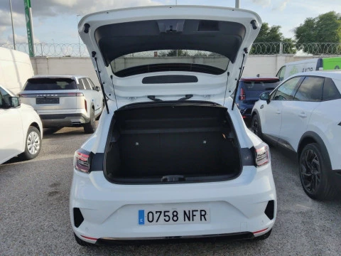 Renault Clio Techno full hybrid E-Tech 145 (103Kw)