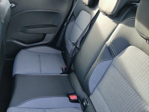 Renault Clio Techno full hybrid E-Tech 145 (103Kw)