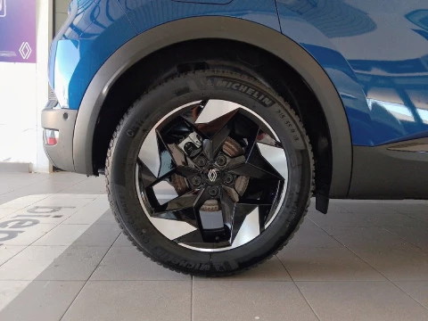 Renault Captur   TCe Techno 67kW
