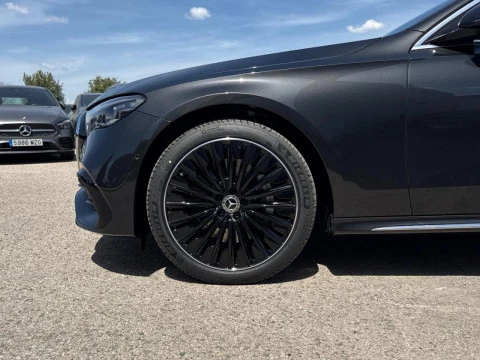 Mercedes-Benz Clase E E 300 e con tecnologia hibrida EQ
