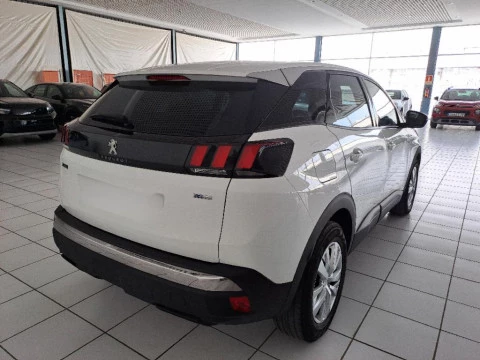 Peugeot 3008 1.2 PURETECH 96KW ACTIVE S&S 5P