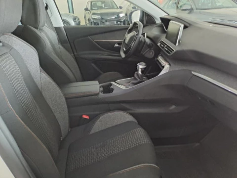 Peugeot 3008 1.2 PURETECH 96KW ACTIVE S&S 5P