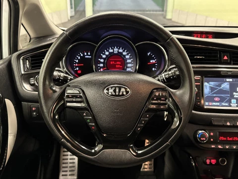 Kia Cee'd Sporty Wagon 1.6 CRDi VGT x-Tech17 100 kW (136 CV)