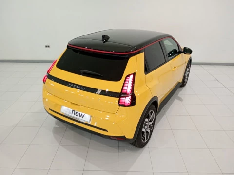 Renault R5 E-Tech Renault 5 E-Tech electrico Renault 5 E-Tech Techno autonomia confort 110 kW