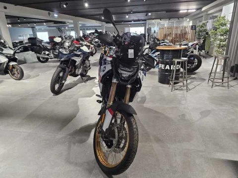 BMW F 900 GS 