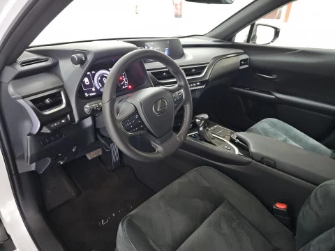 Lexus UX 2.0 250h Premium