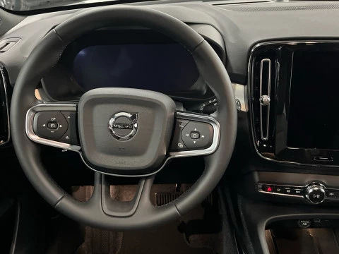 Volvo XC40 XC40 B3 PLUS DARK