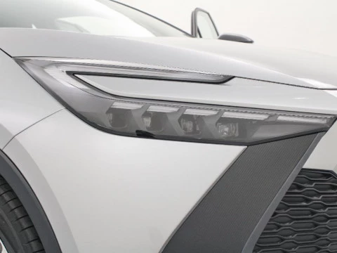 Toyota C-HR CH Toyota C-HR - NG24