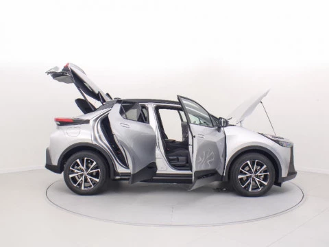 Toyota C-HR CH Toyota C-HR - NG24