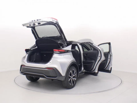 Toyota C-HR CH Toyota C-HR - NG24
