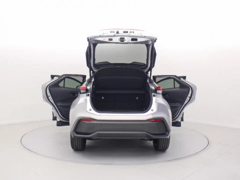 Toyota C-HR CH Toyota C-HR - NG24