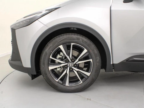 Toyota C-HR CH Toyota C-HR - NG24